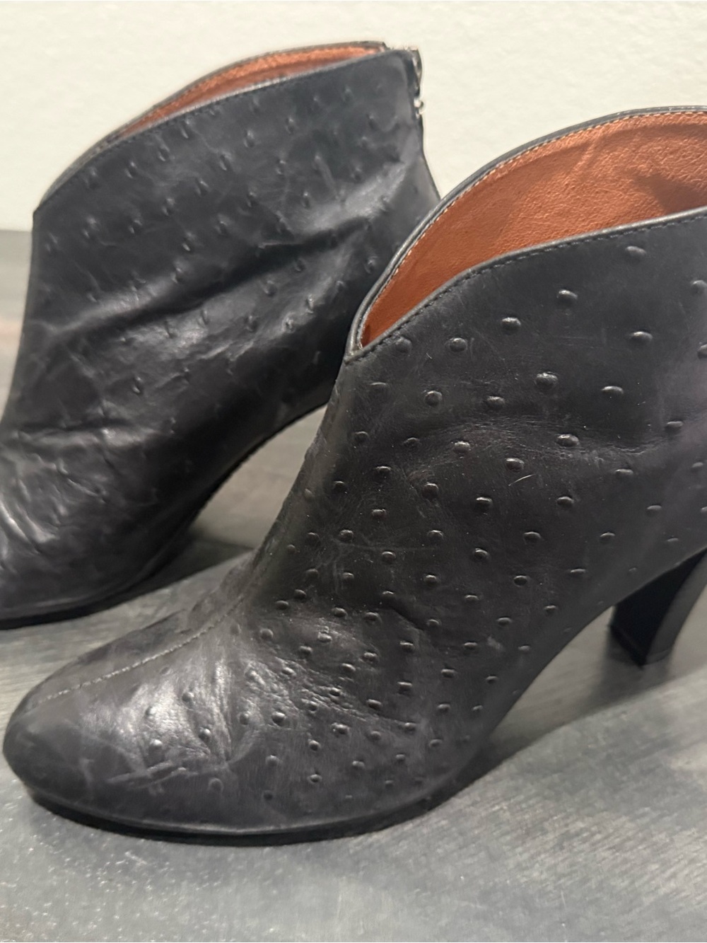 Eric Michael Black Textured Heeled Ankle Booties